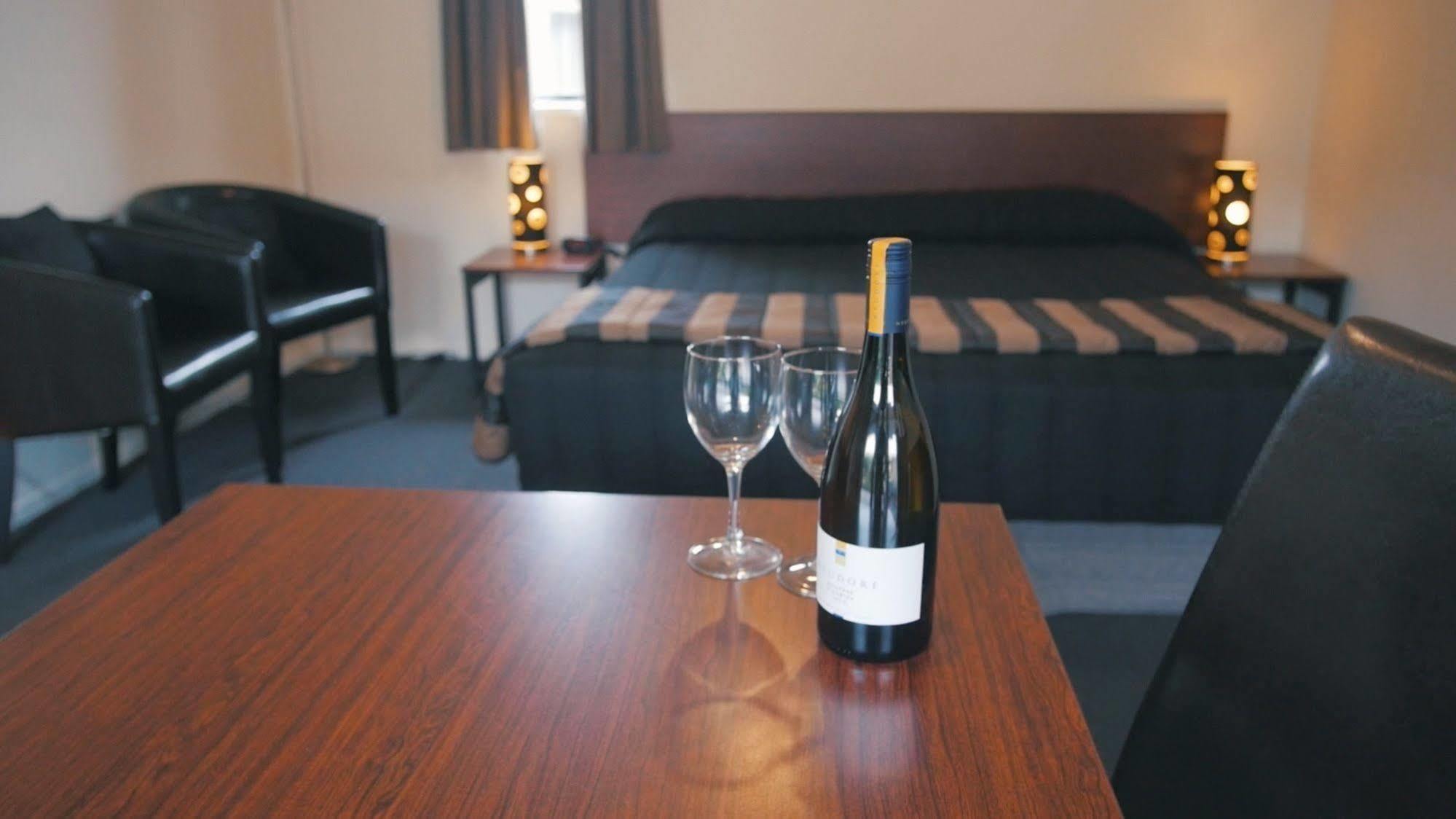 Sherborne Motor Lodge Christchurch Zewnętrze zdjęcie