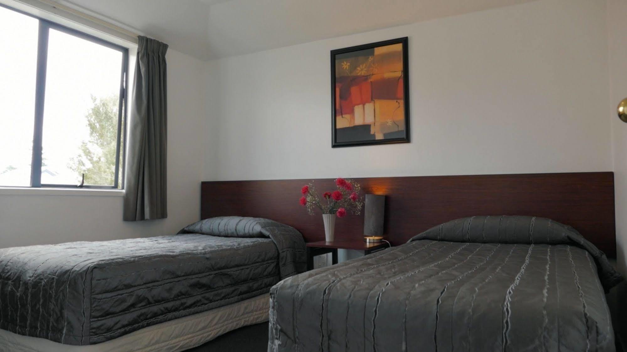 Sherborne Motor Lodge Christchurch Zewnętrze zdjęcie
