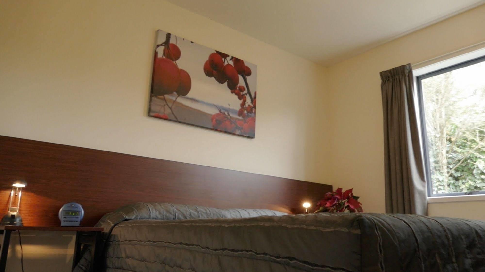 Sherborne Motor Lodge Christchurch Zewnętrze zdjęcie